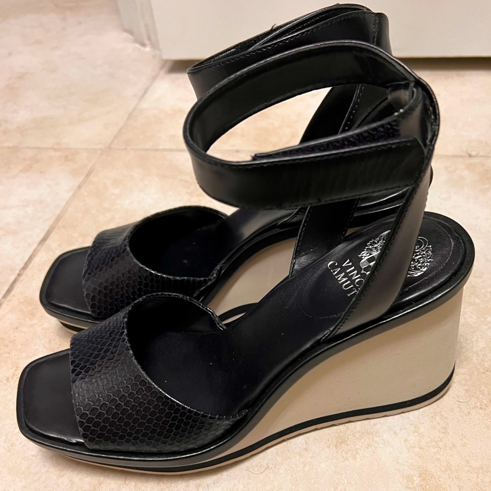 New Vince Camuto